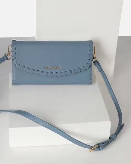 Van heusen - Up To 74% Off on Women Bags 