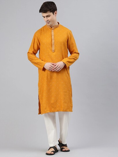 Manthan Mens Kurta Upto 70% off