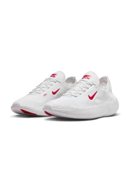 Nike Shoes Up to 40% Off