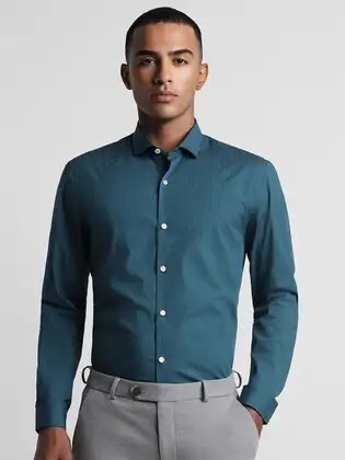 Peter England - Up To 60% Off on Formal Shirts for Men