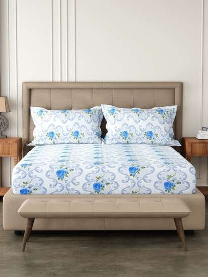 Up to 90% Off on Pure Decor Bedsheet 