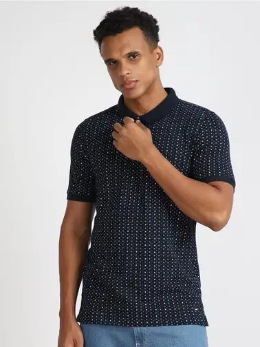 Lee T-shirt Upto 82% off