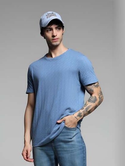 Up To 80% Off on Clothings & Apparels for Mens (Jack & Jones)