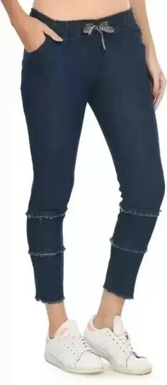 Up to 75% Off on Women's Jeans 