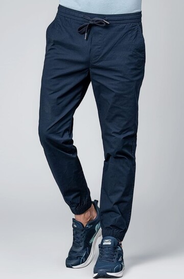 Red Tape @ 90% Off