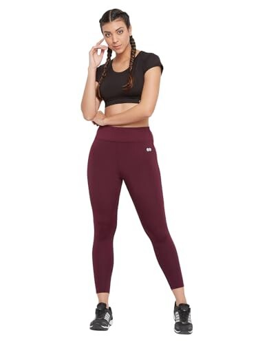 Clovia Women's Slim Fit Mid Rise Polyester Slim Activewear Sports Ankle Length Tights