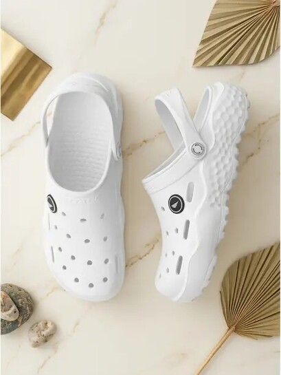 88% off on Red Tape Clogs 
