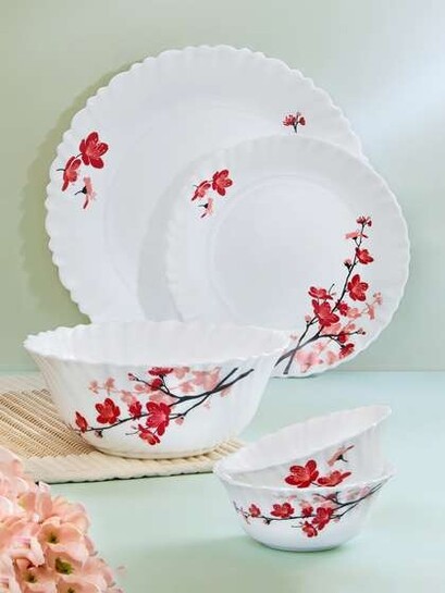 Up to 69% Off on Larah by Borosil 