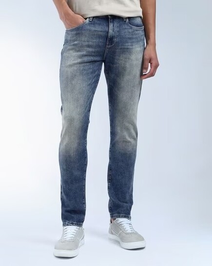 Upto 65% Off on Flying Machine Jeans for Men 