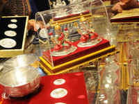 What to Buy on Dhanteras 2022? Best Dhanteras offers!