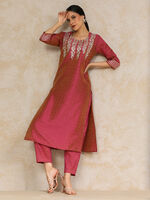 VarangaGota Patti Embroidered Dual Tone Dobby Kurta