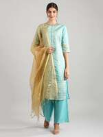 Aurelia Clothing upto 69% Off