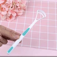 Tongue cleaner at lowest price 